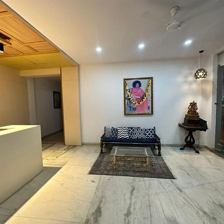 Hotel Sri Sathya Sai Bangalore Luaran gambar