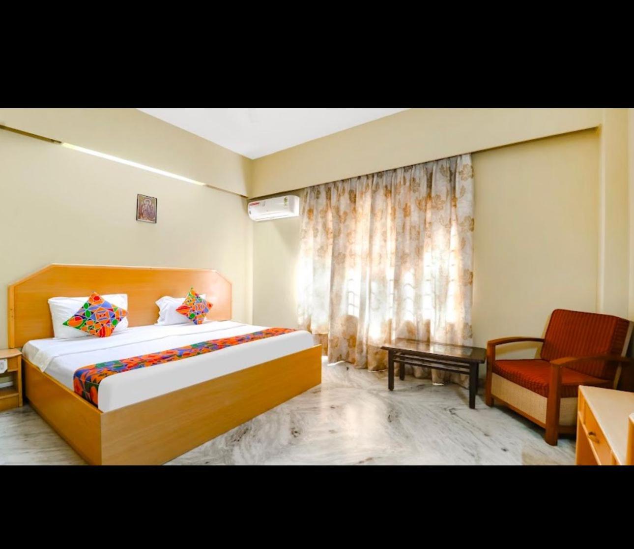 Hotel Sri Sathya Sai Bangalore Luaran gambar